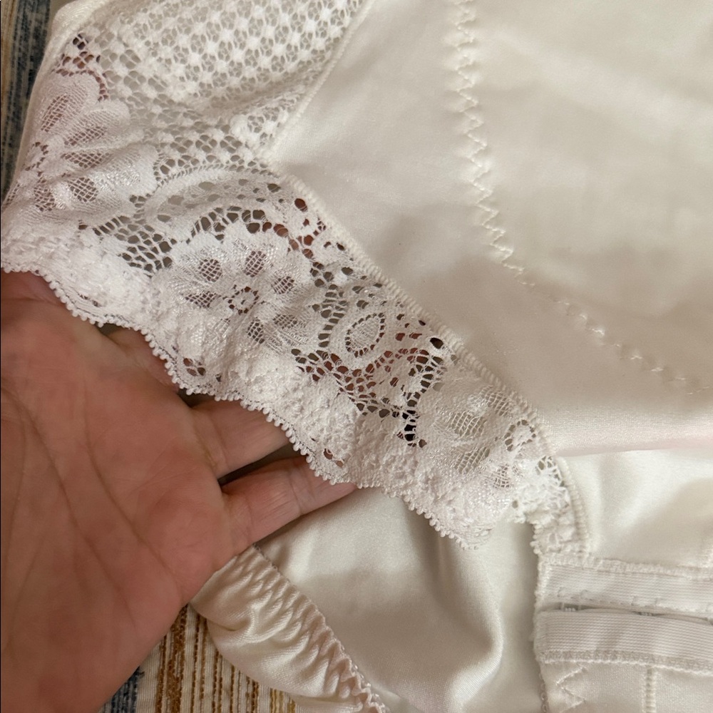 Goddess White Lace Shapewear Bodysuit - Picture 4 of 11